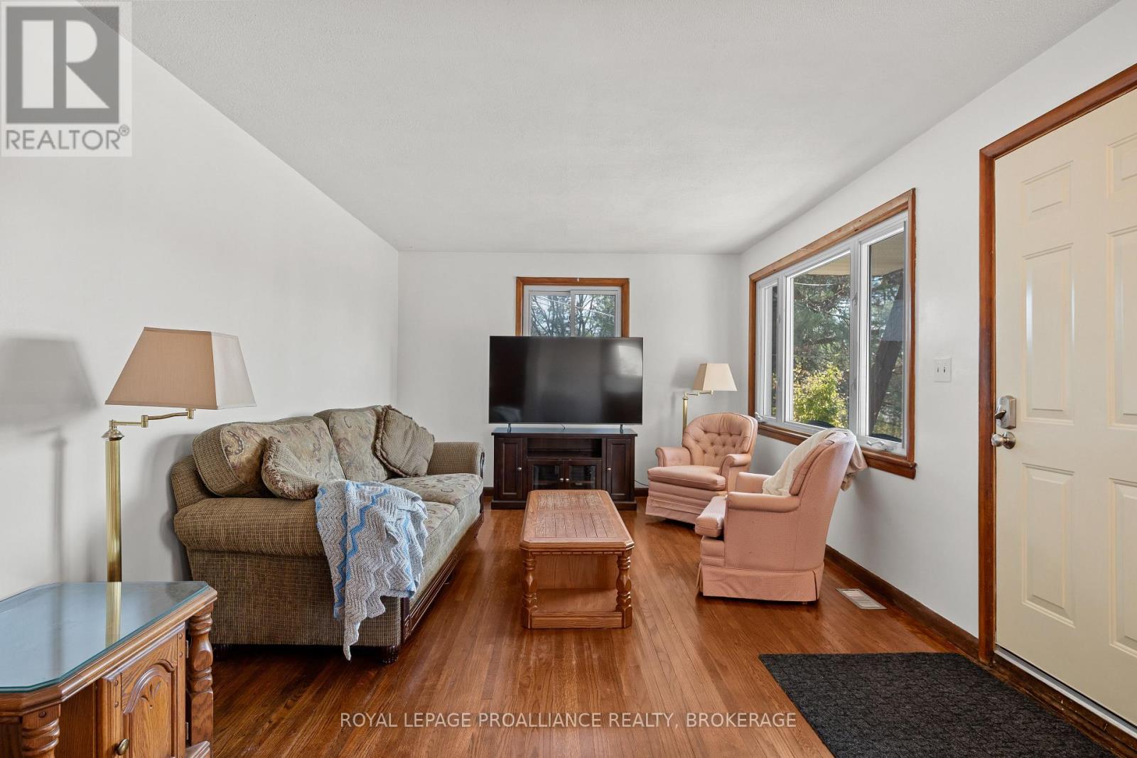 4835 County Road 2, Loyalist, Ontario  K0H 2H0 - Photo 6 - X12406205