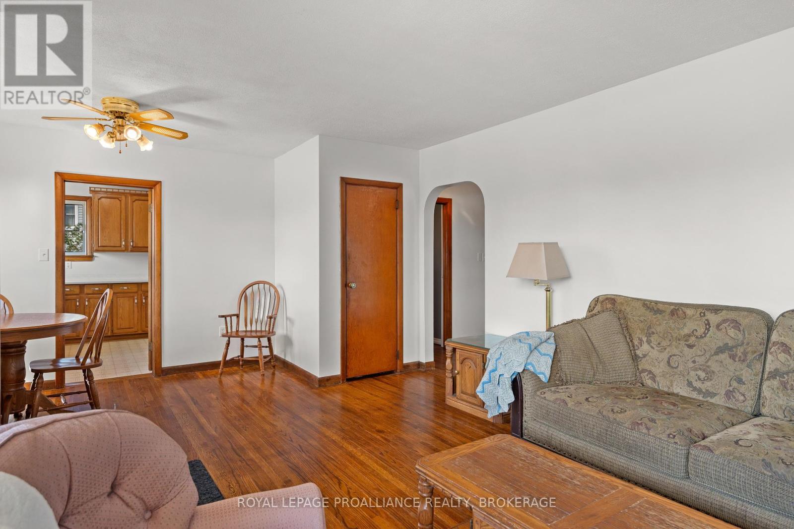 4835 County Road 2, Loyalist, Ontario  K0H 2H0 - Photo 8 - X12406205