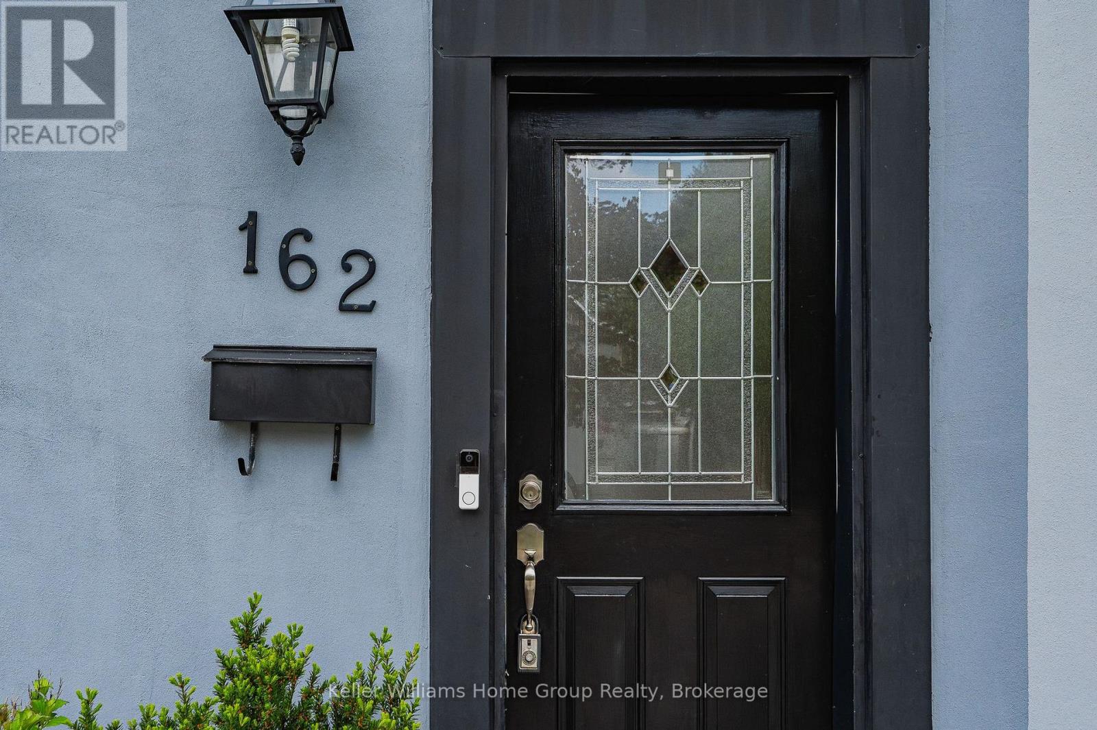 Property at 162 ALICE STREET image 4