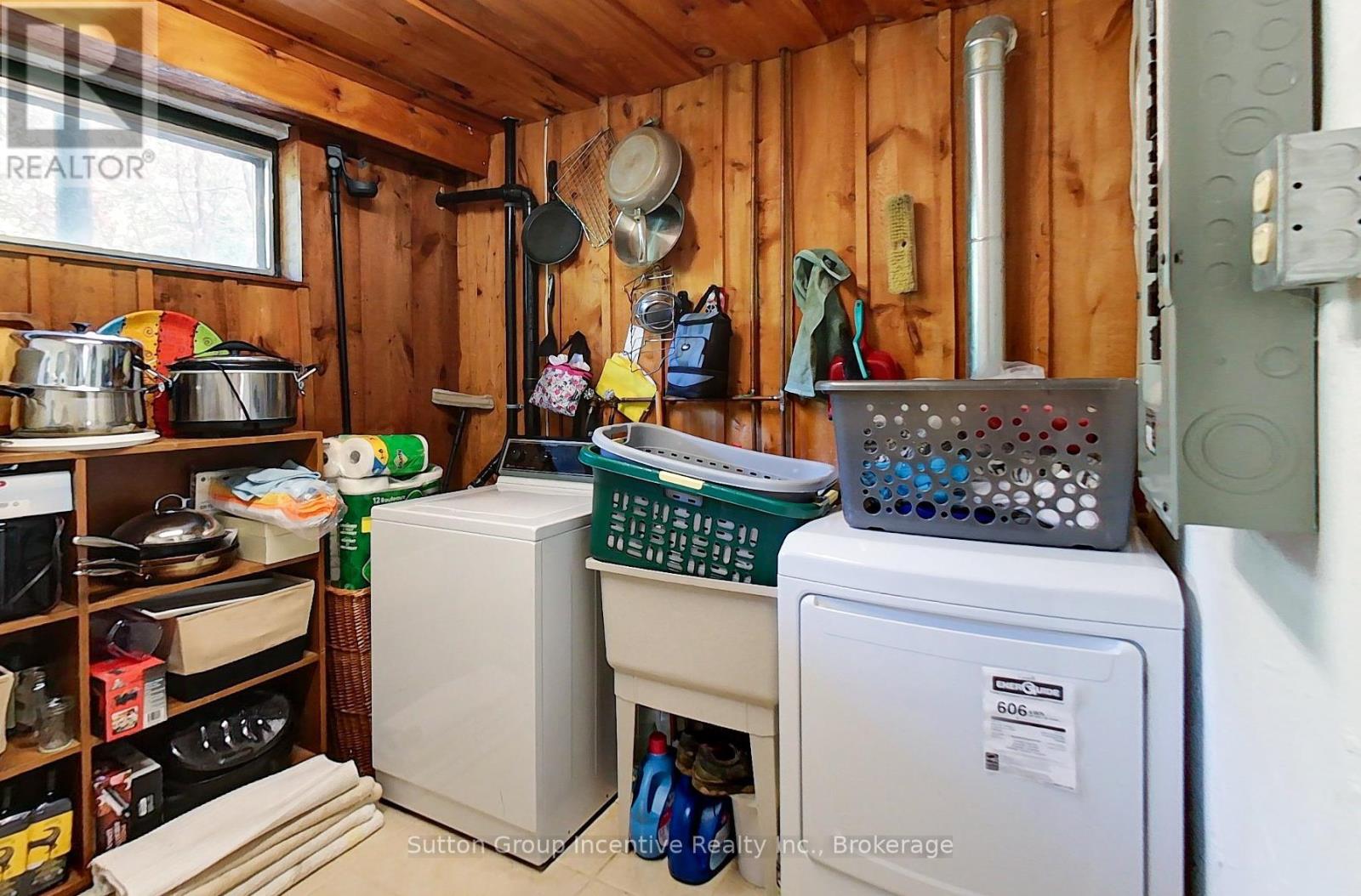 187 Arlberg Crescent, Blue Mountains, Ontario  L9Y 0M1 - Photo 28 - X12406134