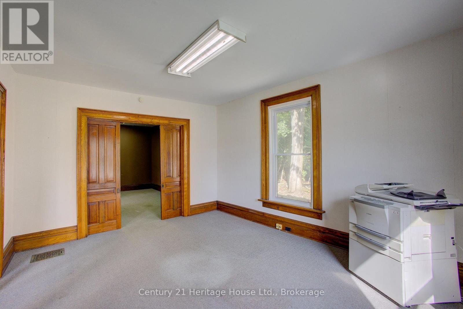 150 Mill Street, West Grey, Ontario  N0G 1R0 - Photo 8 - X12406166