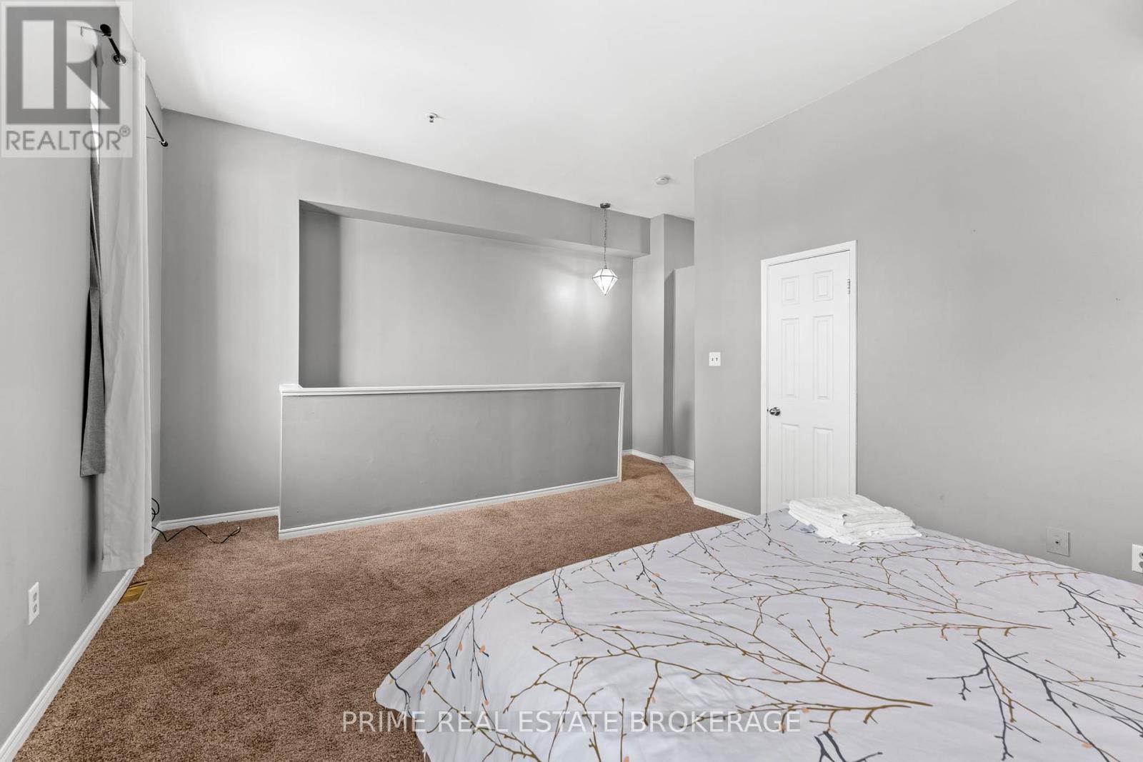 Unit 5 - 366 Richmond Street, London East, Ontario  N6A 3C7 - Photo 12 - X12406139