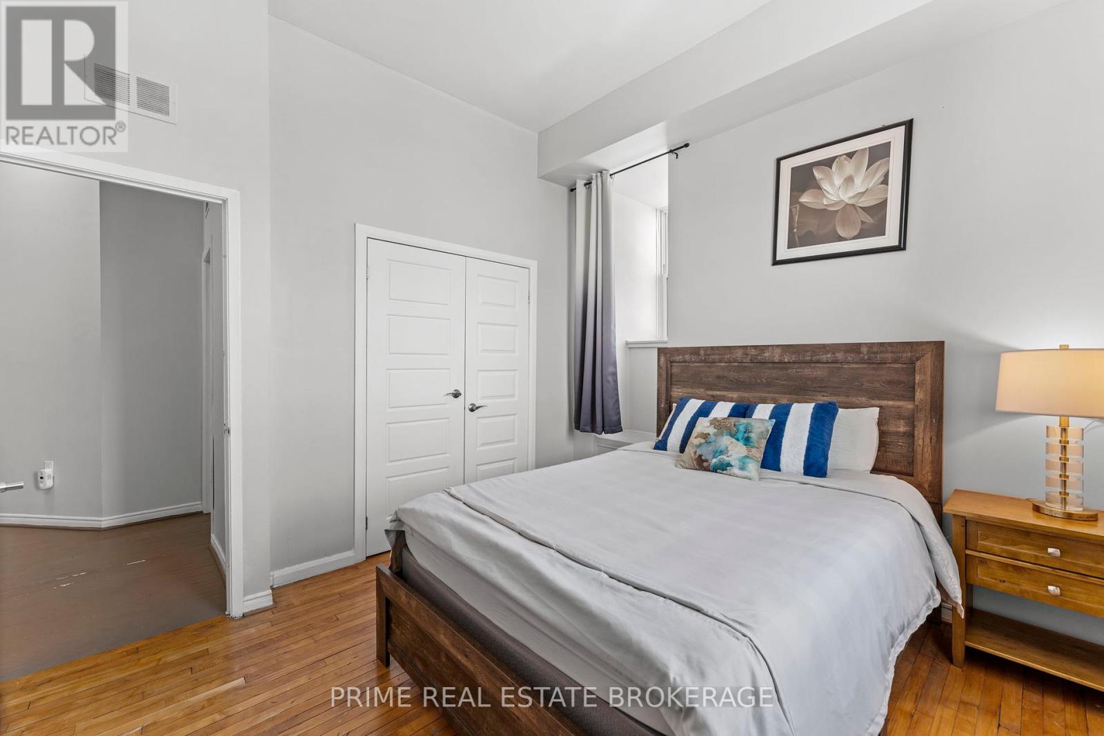 Unit 4 - 366 Richmond Street, London East, Ontario  N6A 3C7 - Photo 12 - X12406142