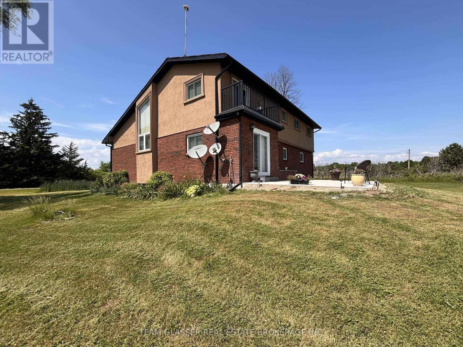 6571 Carroll Drive, Southwest Middlesex, Ontario  N0L 1T0 - Photo 10 - X12406171