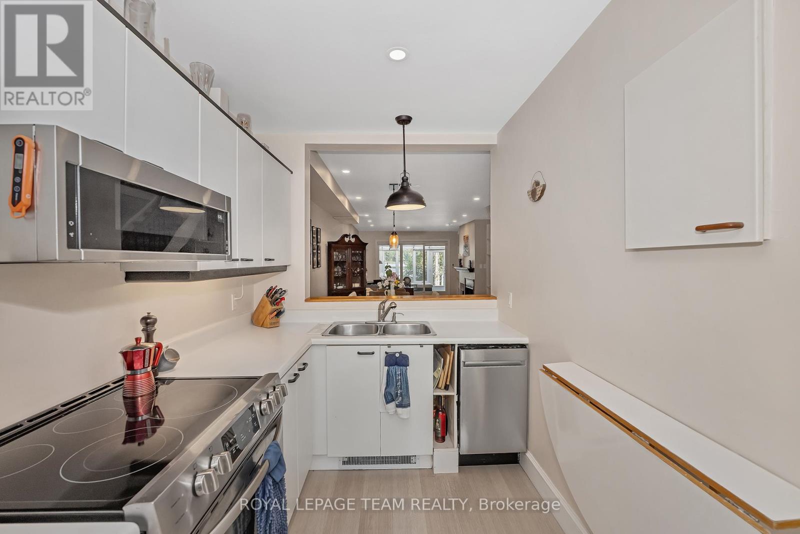 4 - 2890 Presquile Road, Alfred And Plantagenet, Ontario  K0B 1J0 - Photo 11 - X12406170