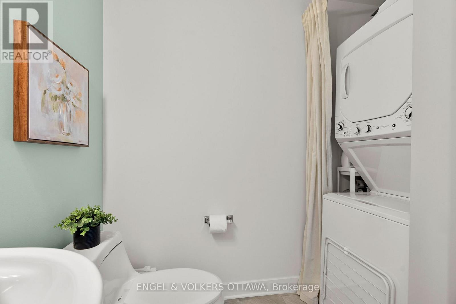 602 Terravita Private, Ottawa, Ontario  K1V 2R9 - Photo 22 - X12406213
