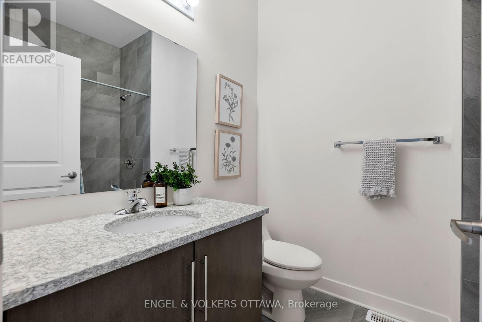 602 Terravita Private, Ottawa, Ontario  K1V 2R9 - Photo 31 - X12406213