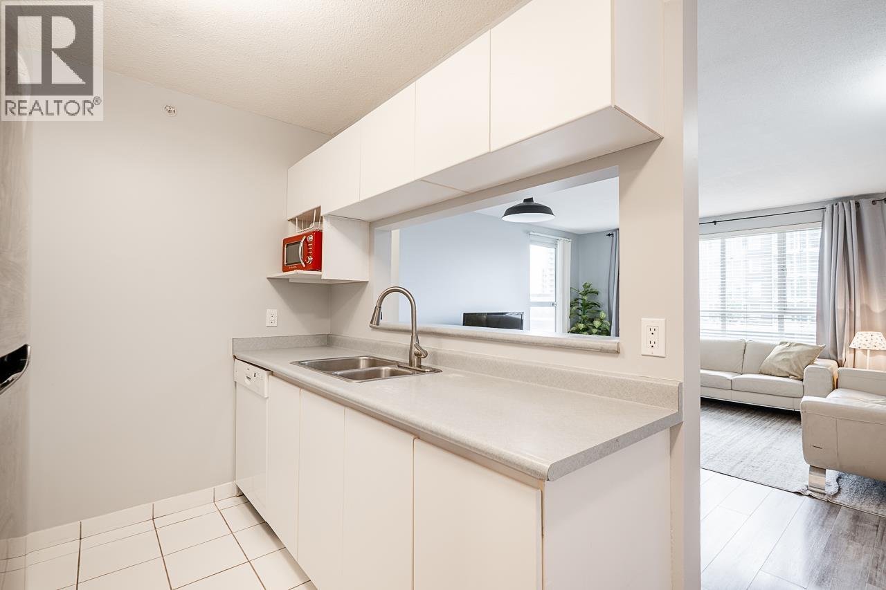 502 3455 Ascot Place, Vancouver, British Columbia  V5R 6B7 - Photo 8 - R3048277
