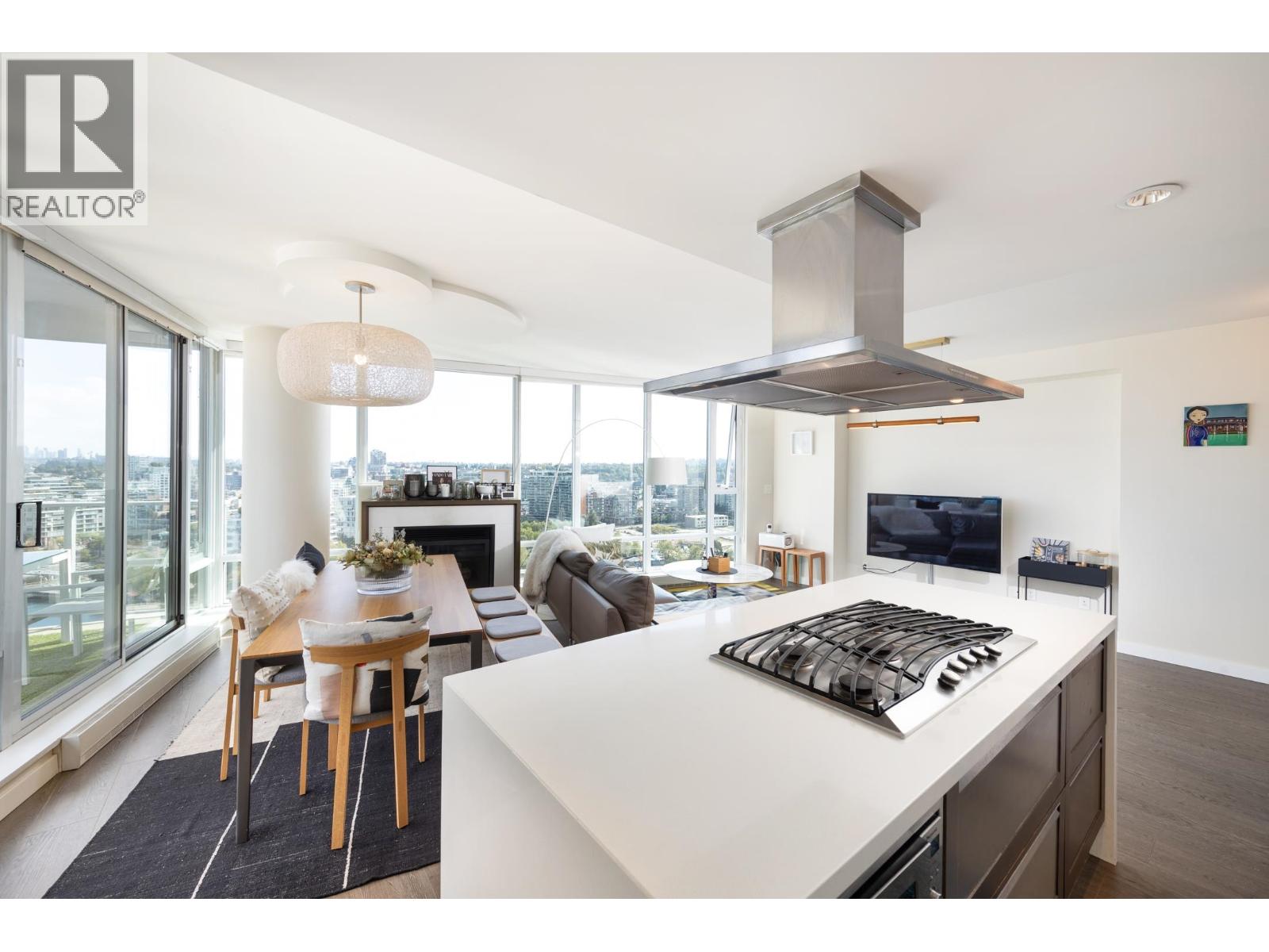2501 8 Smithe Mews, Vancouver, British Columbia  V6B 0A5 - Photo 9 - R3048279