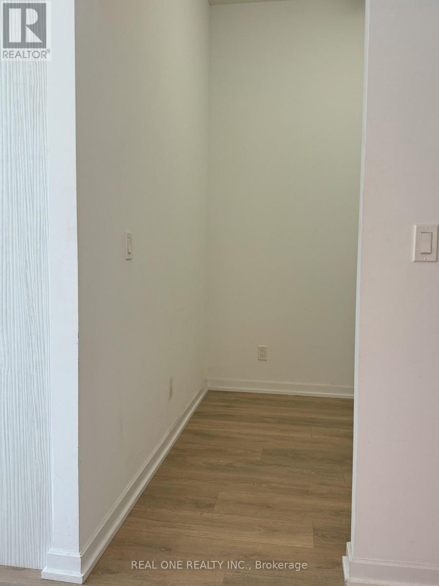 112 - 36 Forest Manor Road, Toronto, Ontario  M2J 0H3 - Photo 14 - C12405919