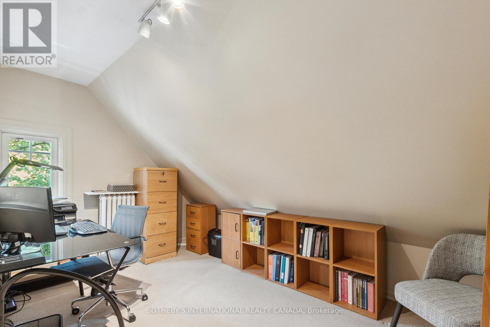 52 Nina Street, Toronto (Casa Loma), Ontario  M5R 1Z4 - Photo 24 - C12406032