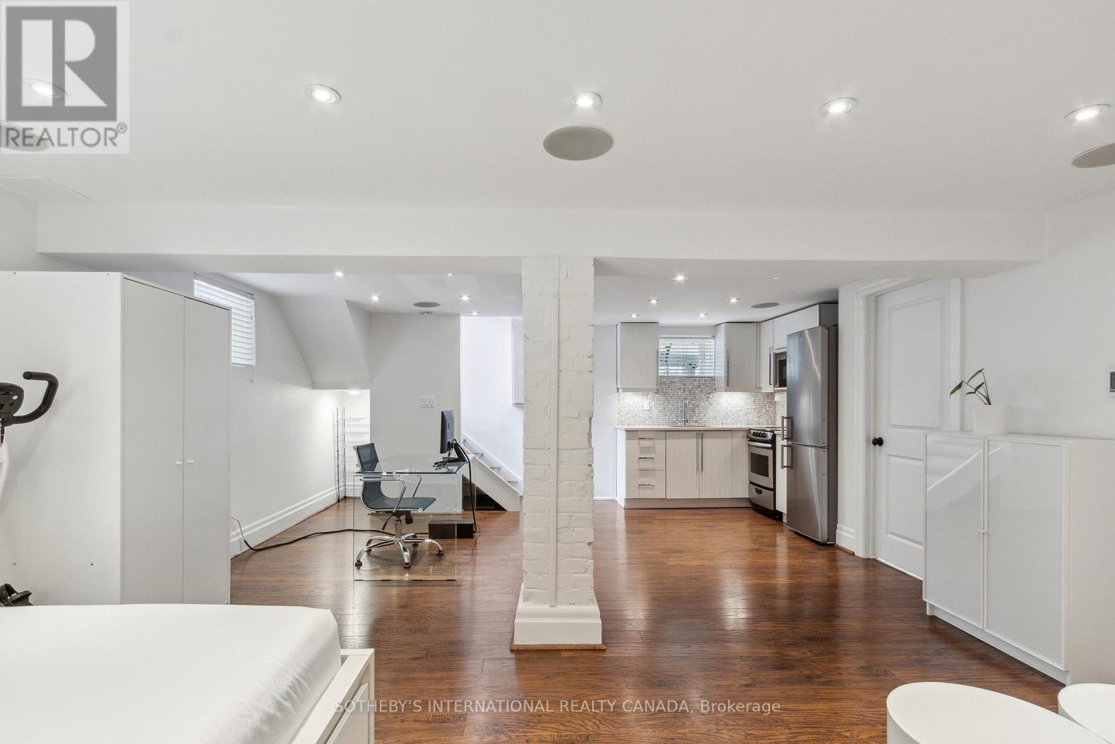 52 Nina Street, Toronto (Casa Loma), Ontario  M5R 1Z4 - Photo 41 - C12406032