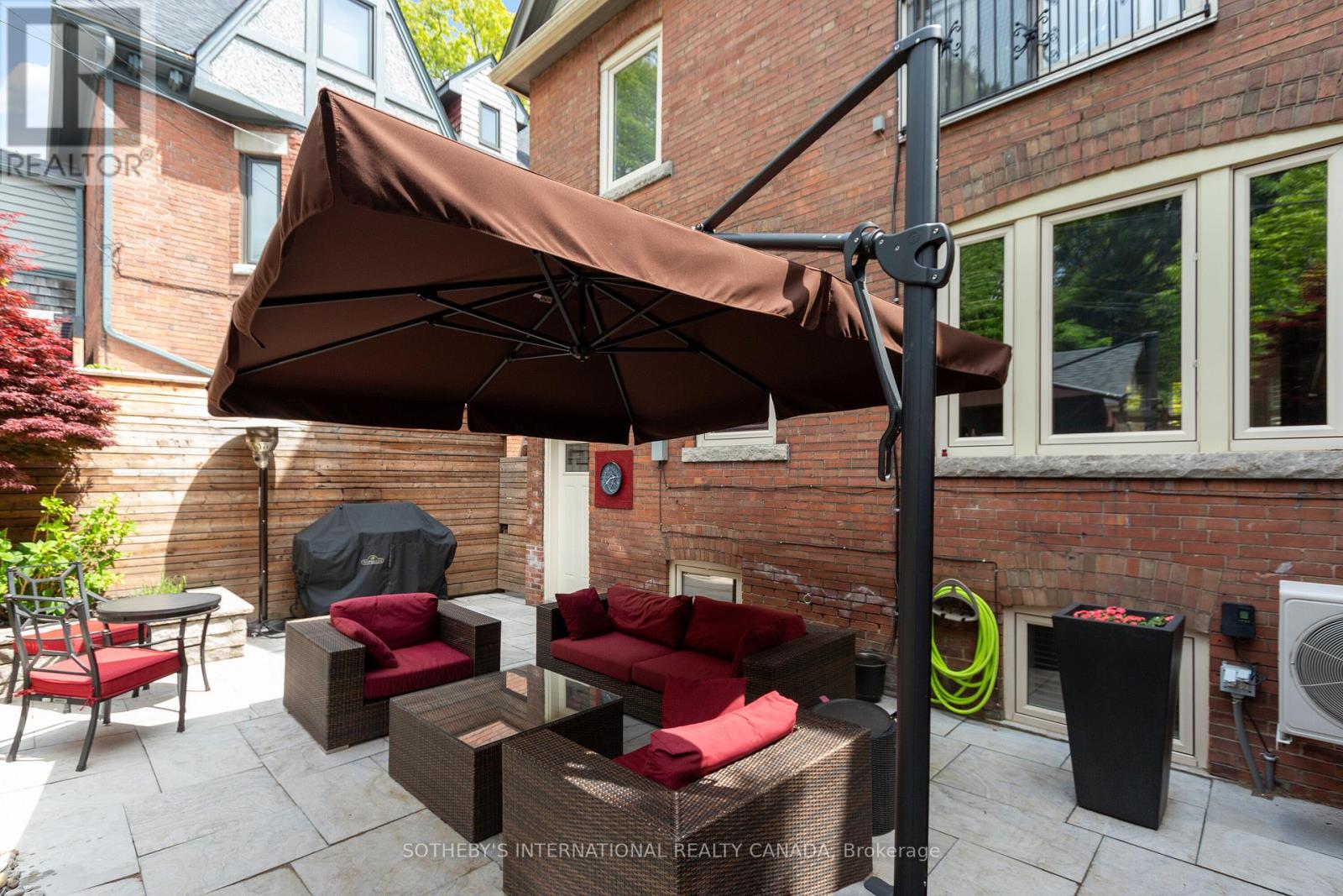 52 Nina Street, Toronto (Casa Loma), Ontario  M5R 1Z4 - Photo 50 - C12406032
