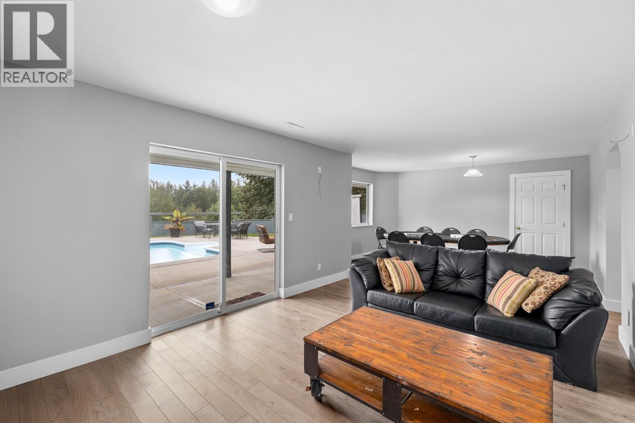 15333 Sheridan Drive, Pitt Meadows, British Columbia  V3Y 2T9 - Photo 20 - R3048288