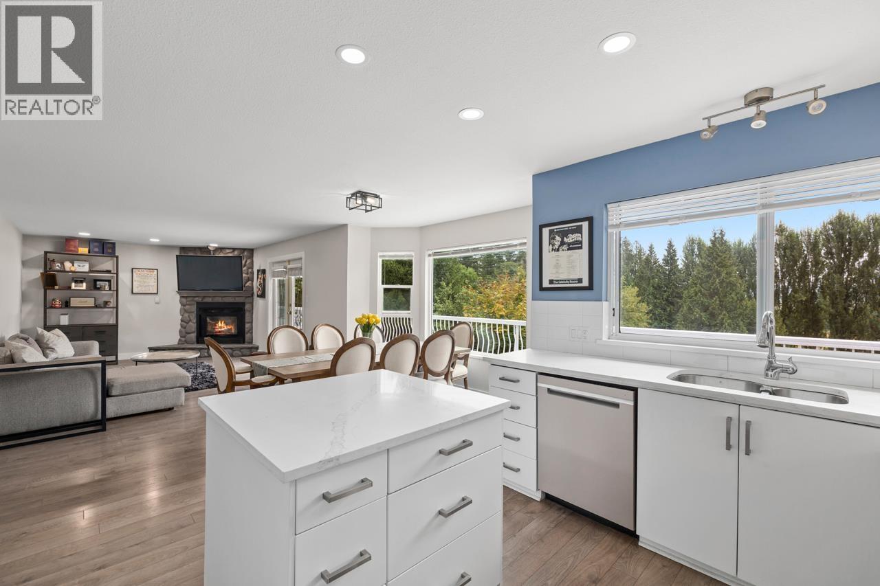 15333 Sheridan Drive, Pitt Meadows, British Columbia  V3Y 2T9 - Photo 9 - R3048288