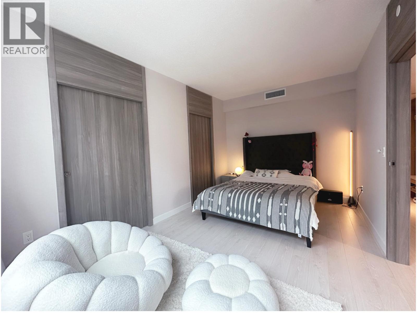 8xx 3328 No. 3 Road, Richmond, British Columbia  V6X 0X1 - Photo 13 - R3048284