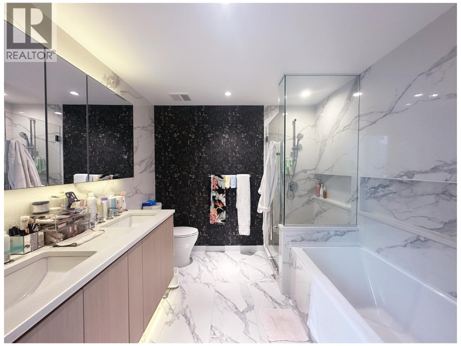 8xx 3328 No. 3 Road, Richmond, British Columbia  V6X 0X1 - Photo 16 - R3048284