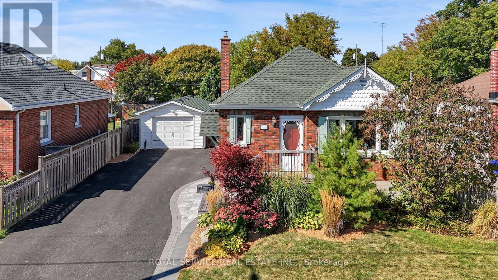 240 GEORGE STREET, Oshawa, Ontario