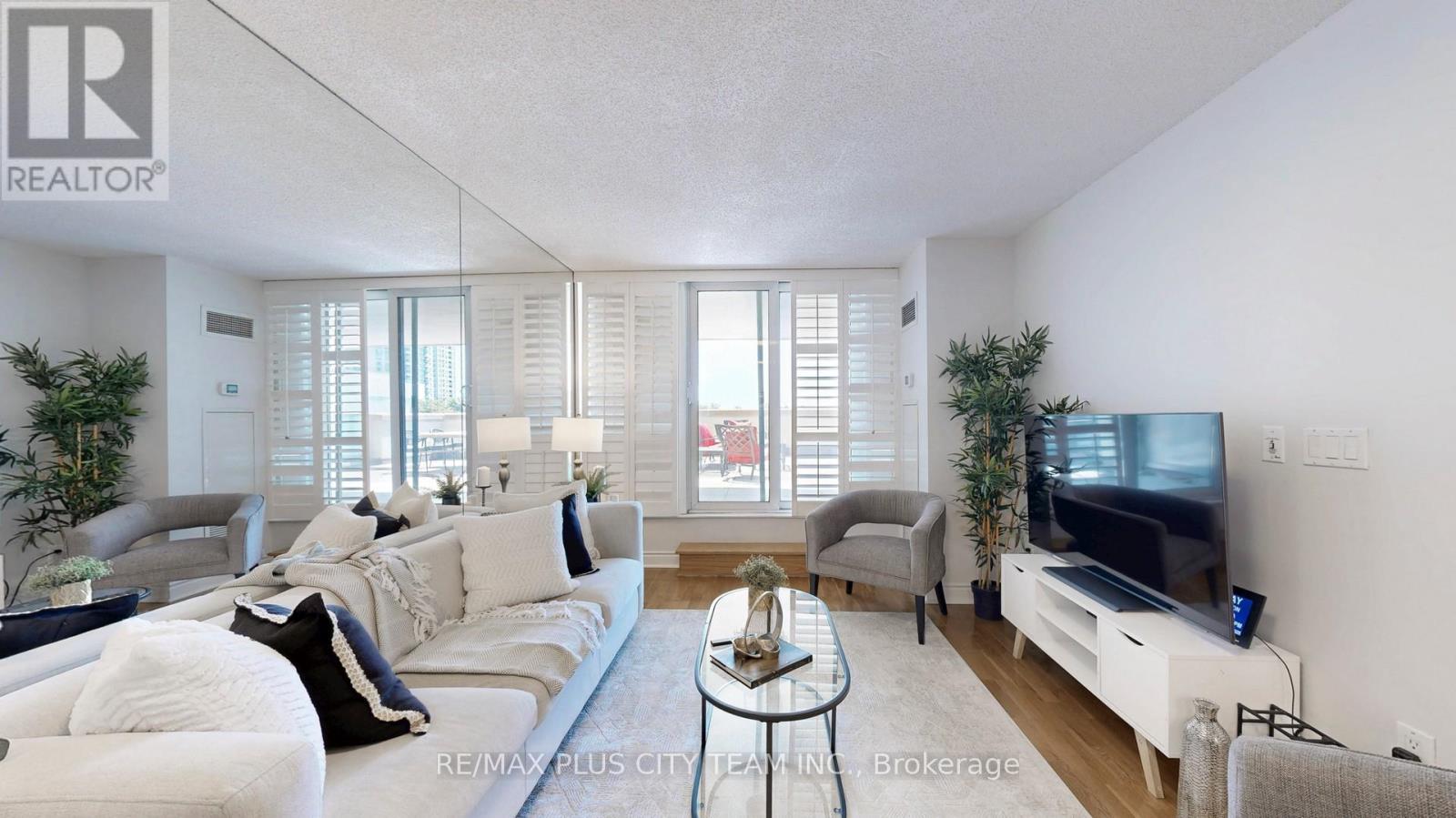 310 - 50 Brian Harrison Way, Toronto, Ontario  M1P 5J4 - Photo 3 - E12406073