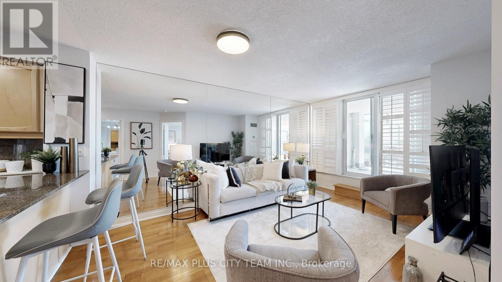 310 - 50 Brian Harrison Way, Toronto, Ontario  M1P 5J4 - Photo 4 - E12406073