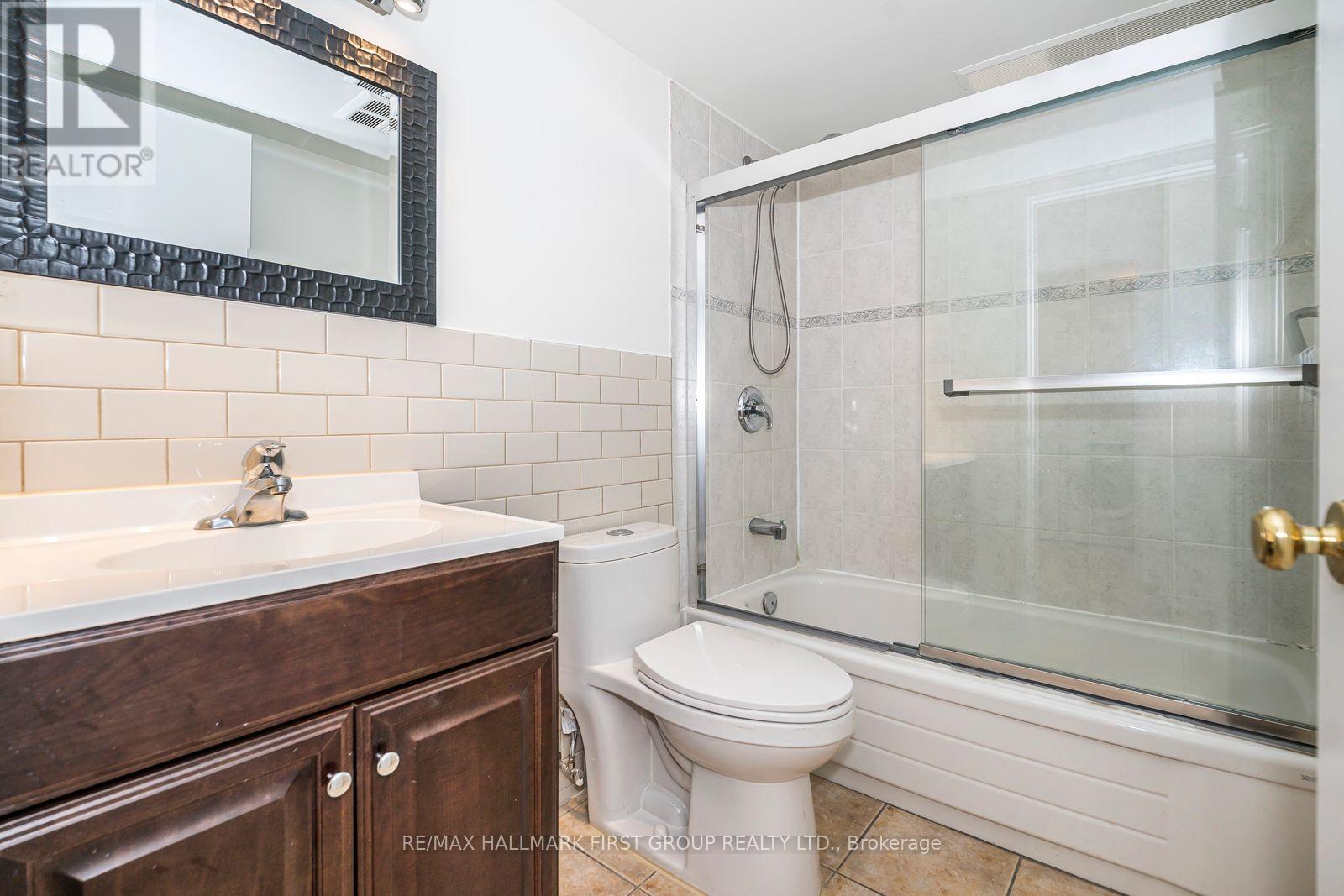 305 - 2 Westney Road N Road, Ajax, Ontario  L1T 3H3 - Photo 18 - E12406118