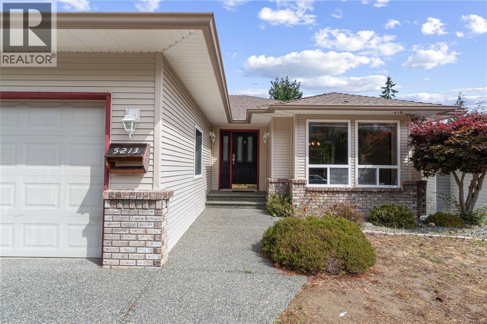 5213 Fox Pl, Nanaimo, British Columbia