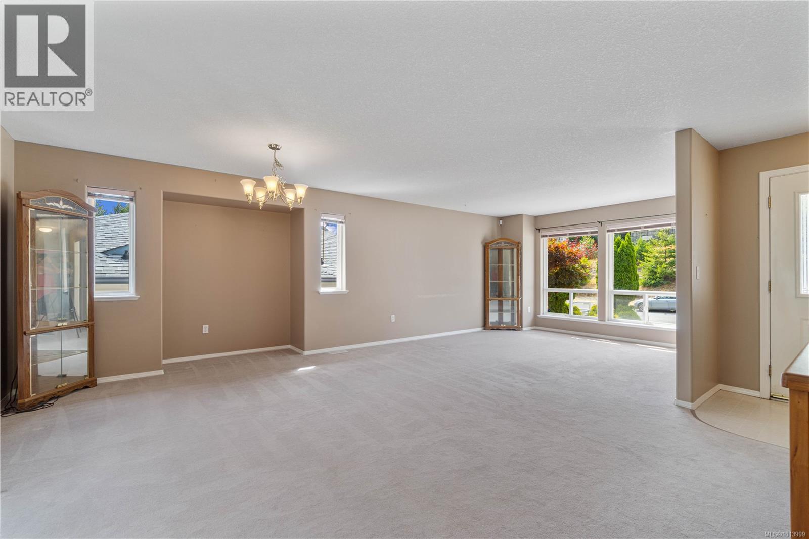 5213 Fox Pl, Nanaimo, British Columbia  V9T 6K5 - Photo 6 - 1013999