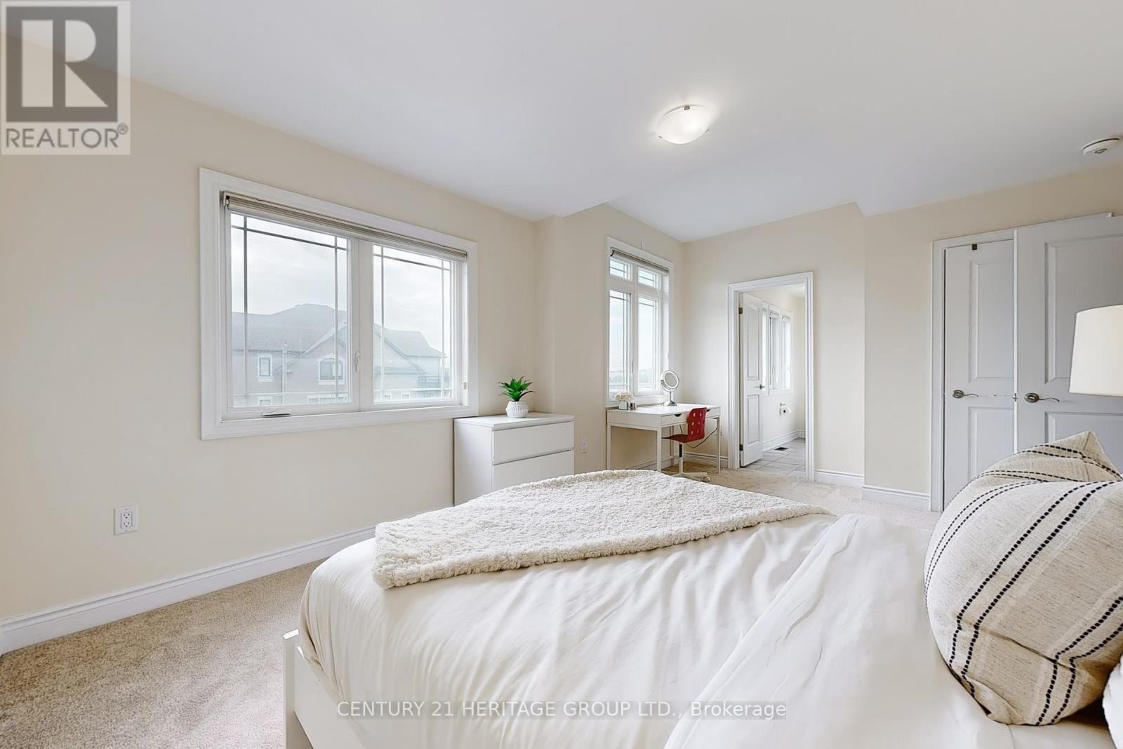 33 Lorne Thomas Place, New Tecumseth, Ontario  L9R 0T8 - Photo 33 - N12405934