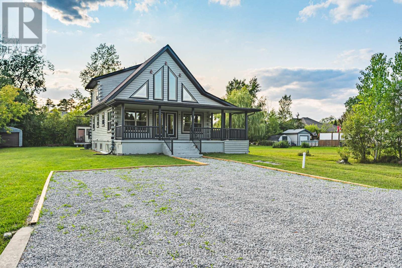 756 Rockaway Road, Georgina, Ontario  L0E 1S0 - Photo 2 - N12406012