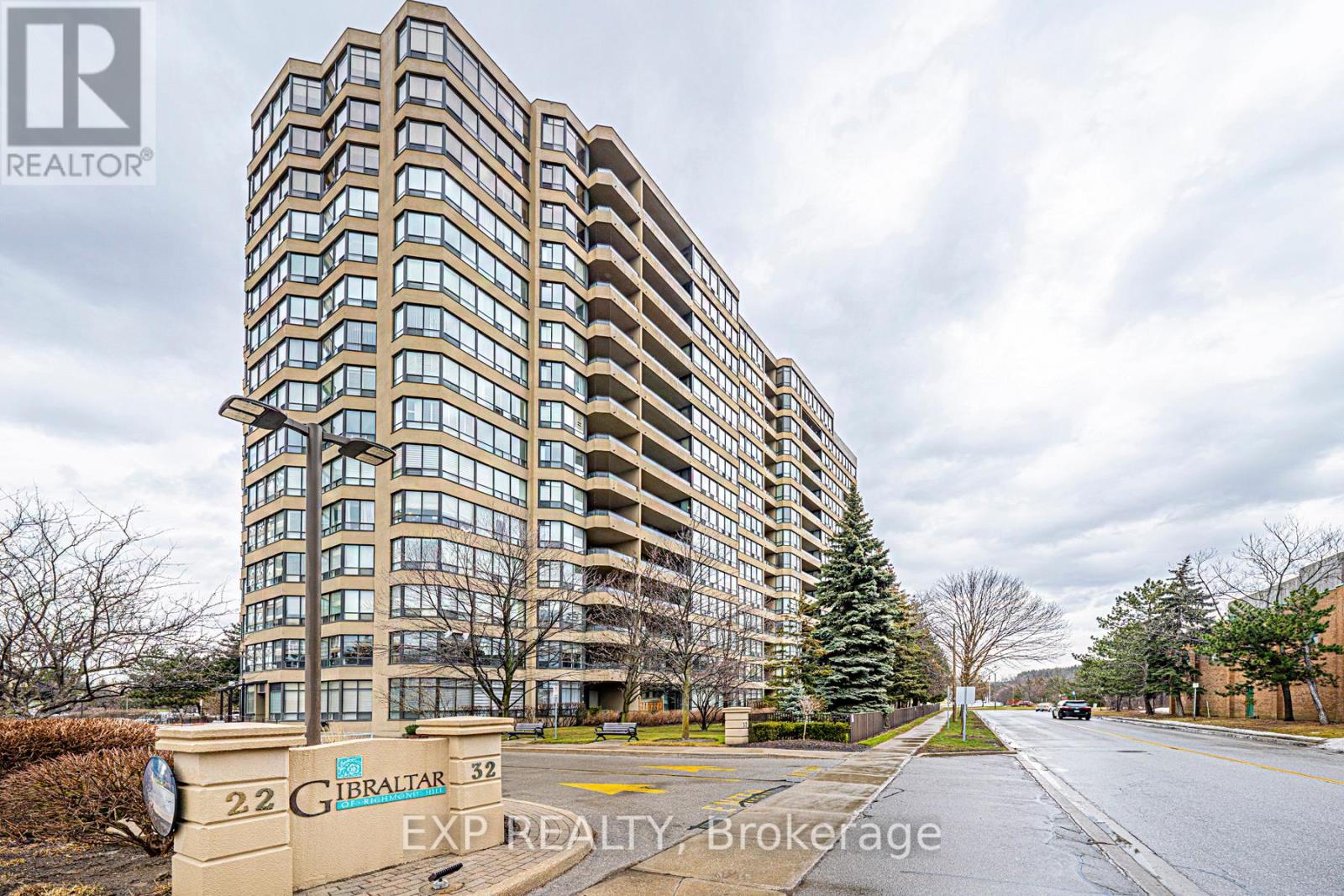 521 - 32 CLARISSA DRIVE, Richmond Hill, Ontario