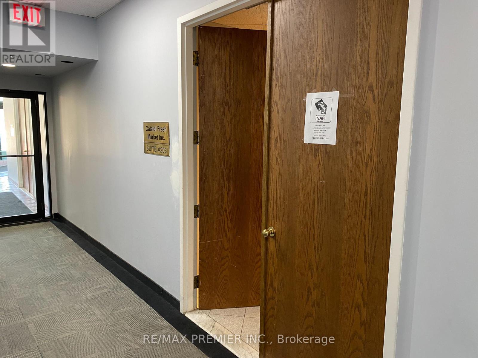Du250 - 140 Woodbridge Avenue, Vaughan (West Woodbridge), Ontario  L4L 4K9 - Photo 3 - N12406095