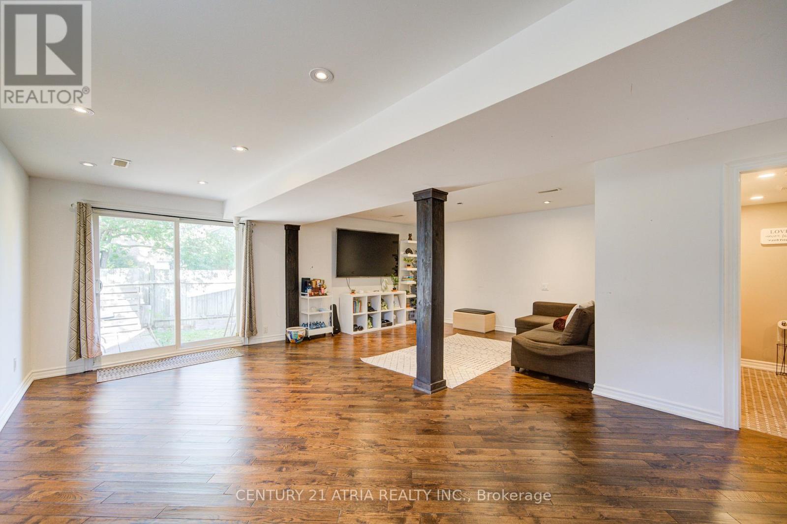 115 Ondrey Street, Bradford West Gwillimbury, Ontario  L3Z 2X1 - Photo 22 - N12406096