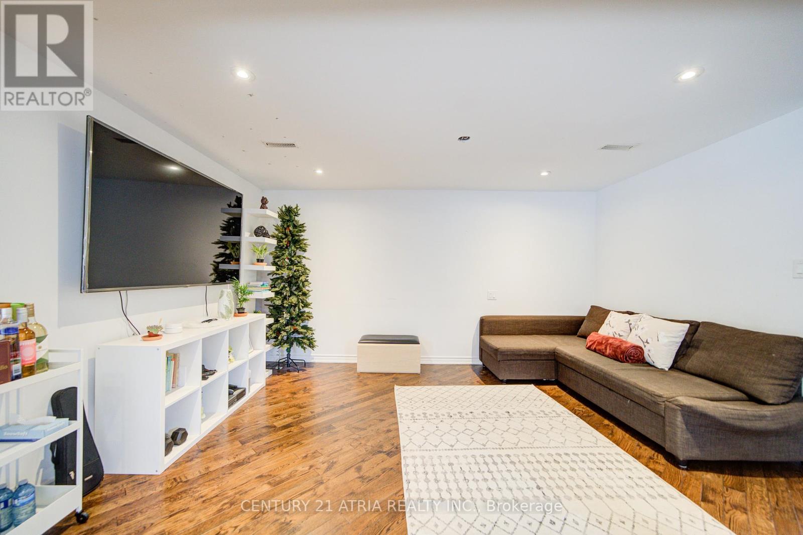 115 Ondrey Street, Bradford West Gwillimbury, Ontario  L3Z 2X1 - Photo 24 - N12406096