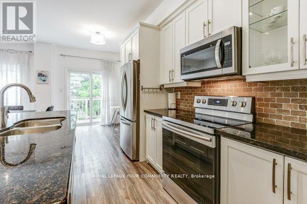 11 - 9205 Bathurst Street, Richmond Hill, Ontario  L4C 0V9 - Photo 17 - N12406103