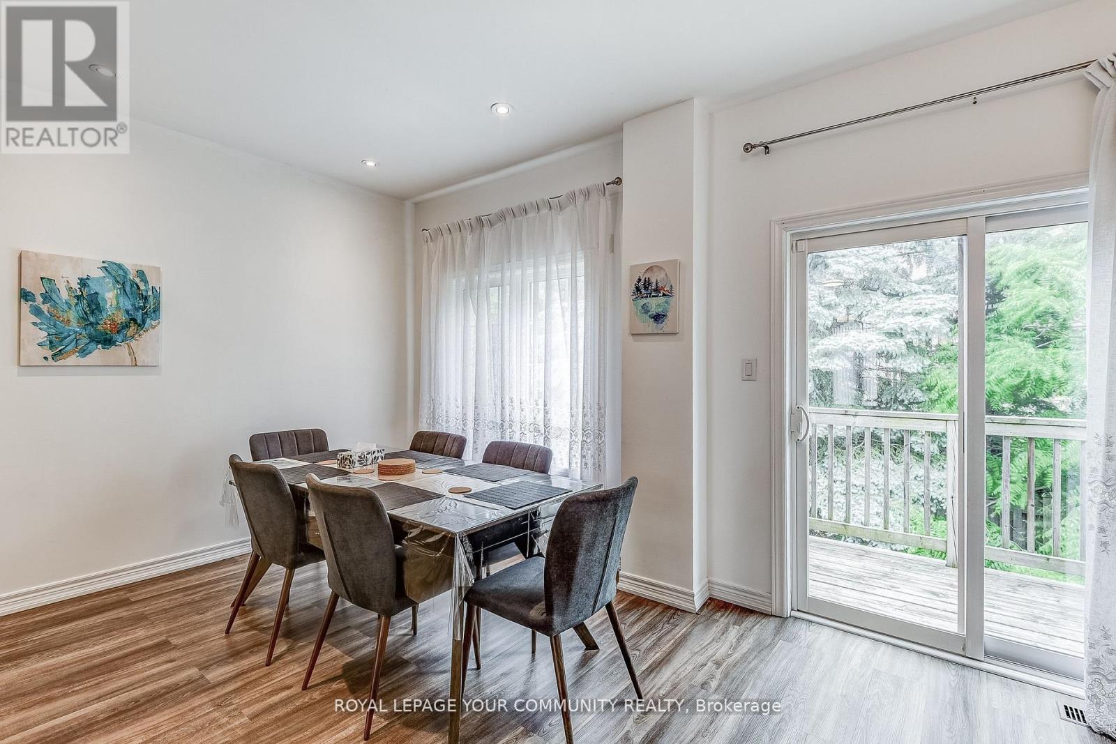 11 - 9205 Bathurst Street, Richmond Hill, Ontario  L4C 0V9 - Photo 21 - N12406103