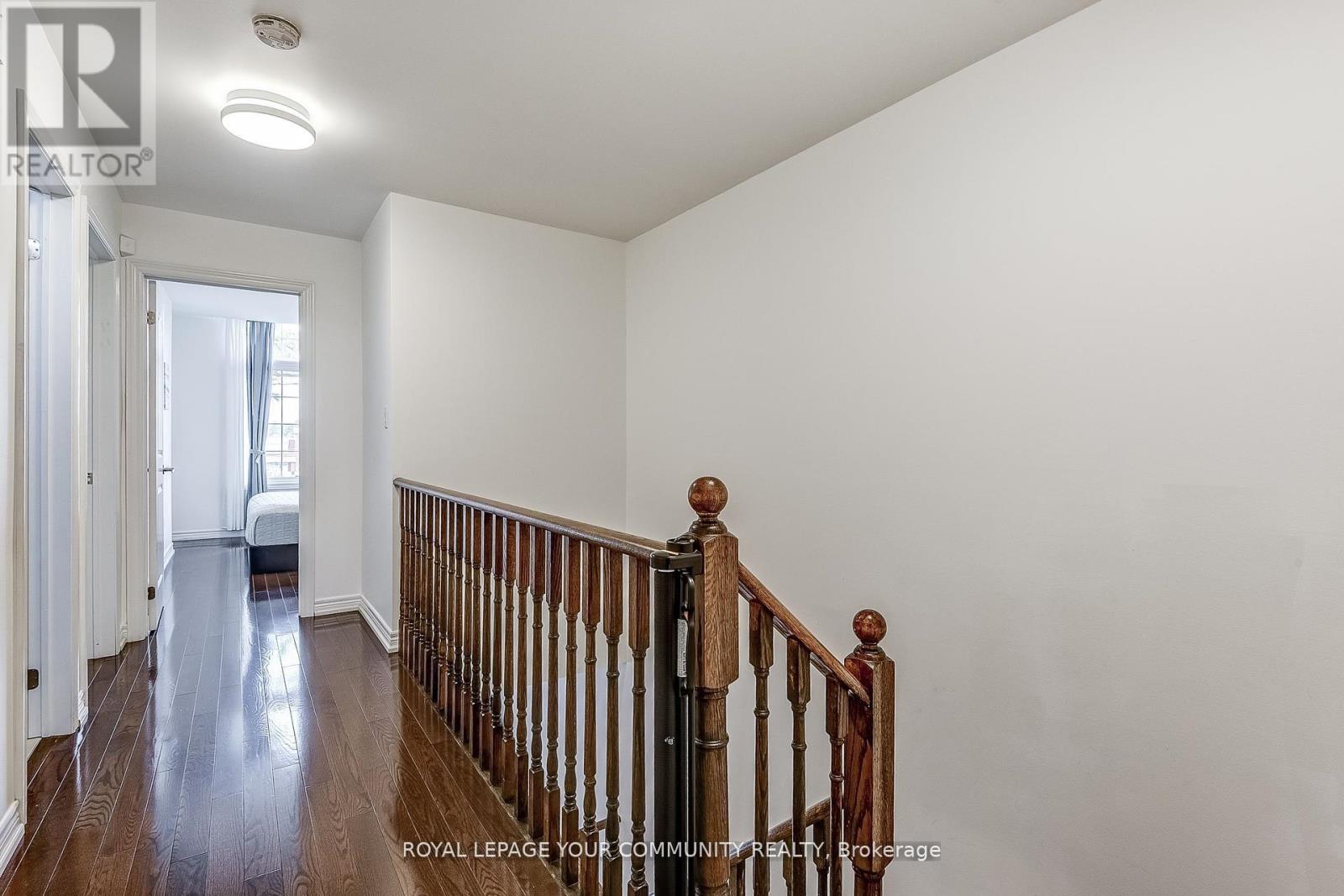 11 - 9205 Bathurst Street, Richmond Hill, Ontario  L4C 0V9 - Photo 27 - N12406103