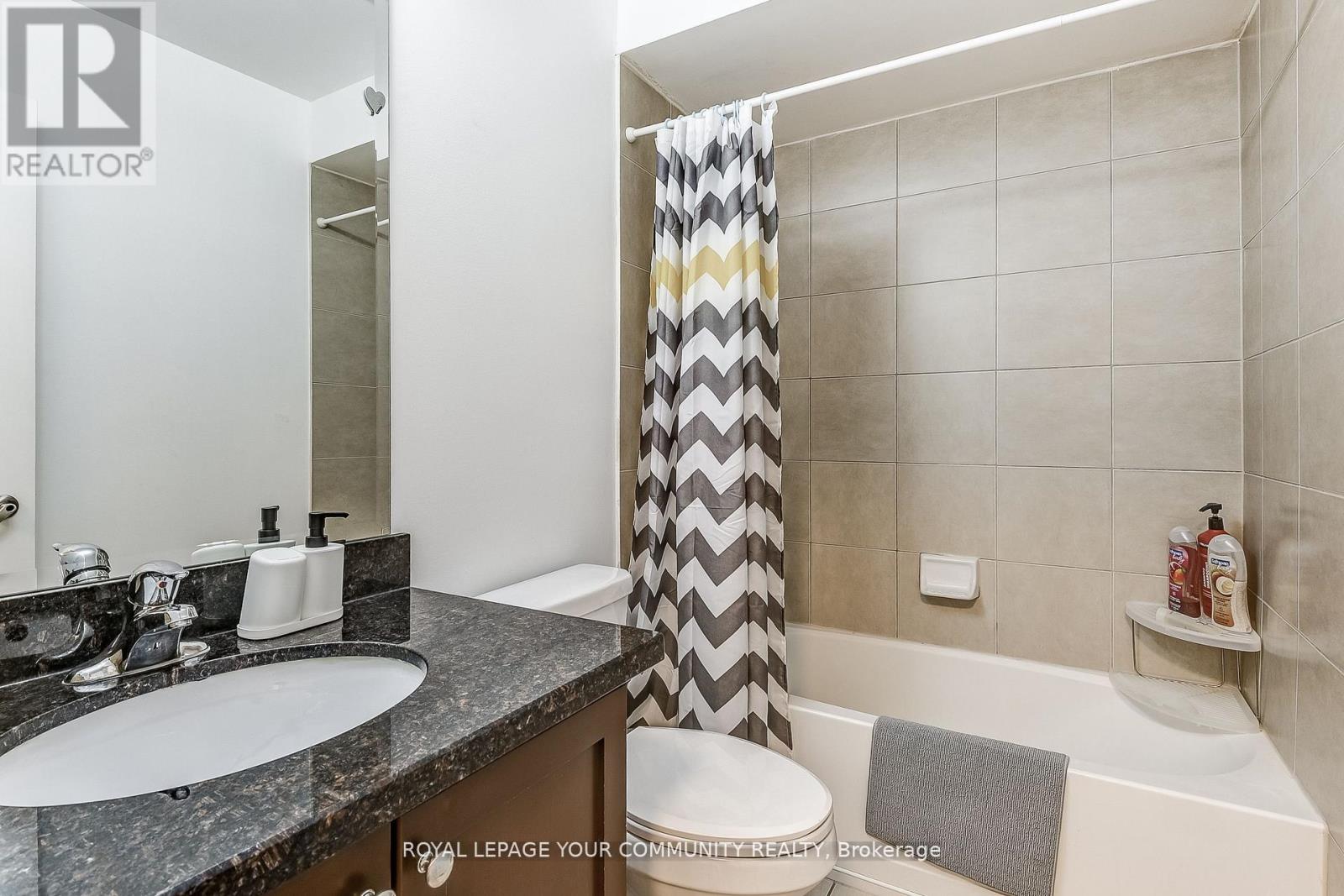 11 - 9205 Bathurst Street, Richmond Hill, Ontario  L4C 0V9 - Photo 33 - N12406103