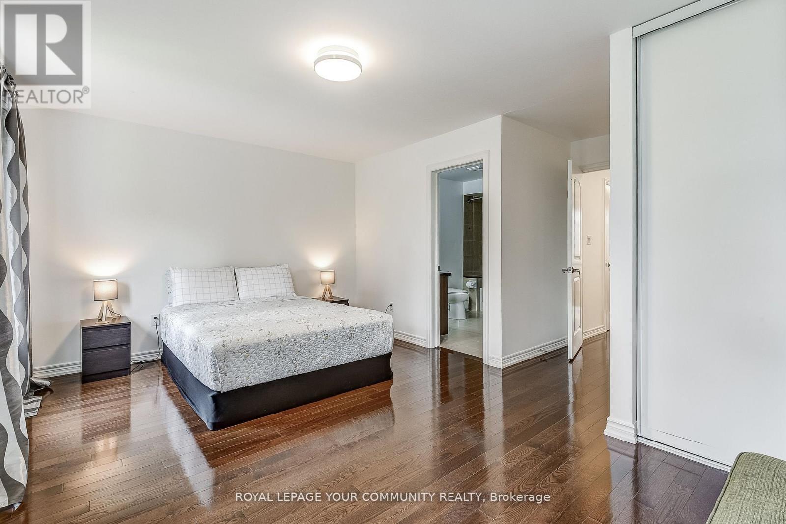11 - 9205 Bathurst Street, Richmond Hill, Ontario  L4C 0V9 - Photo 35 - N12406103