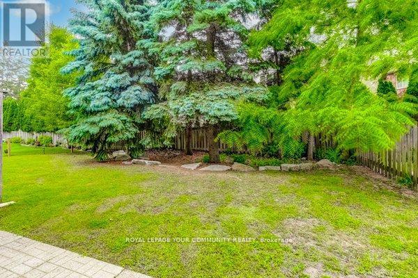 11 - 9205 Bathurst Street, Richmond Hill, Ontario  L4C 0V9 - Photo 46 - N12406103