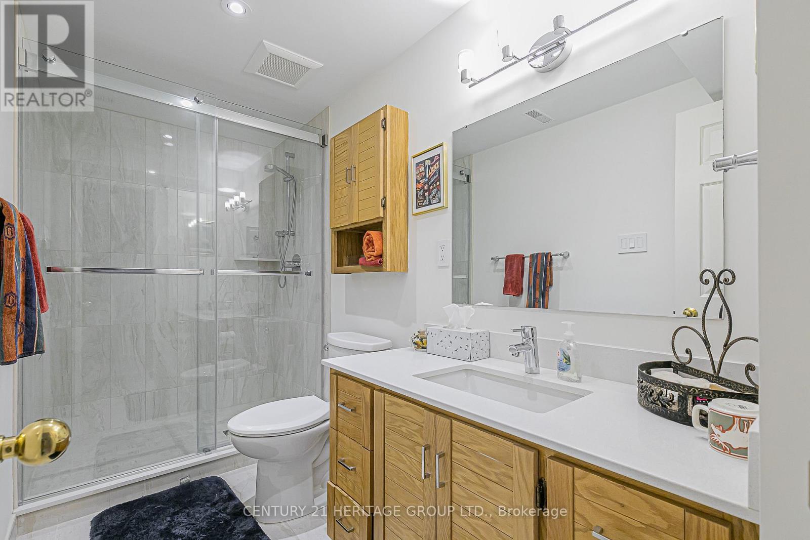30 Rimmington Drive, Vaughan, Ontario  L4J 6J8 - Photo 20 - N12406106