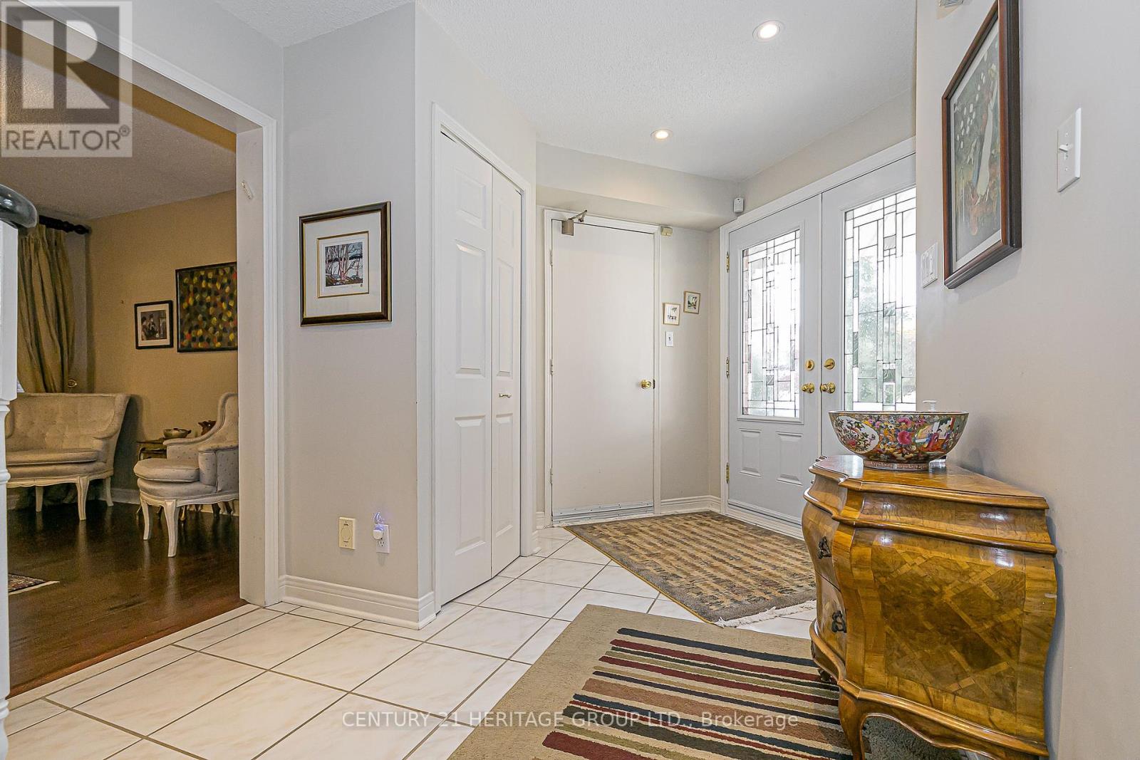 30 Rimmington Drive, Vaughan, Ontario  L4J 6J8 - Photo 3 - N12406106