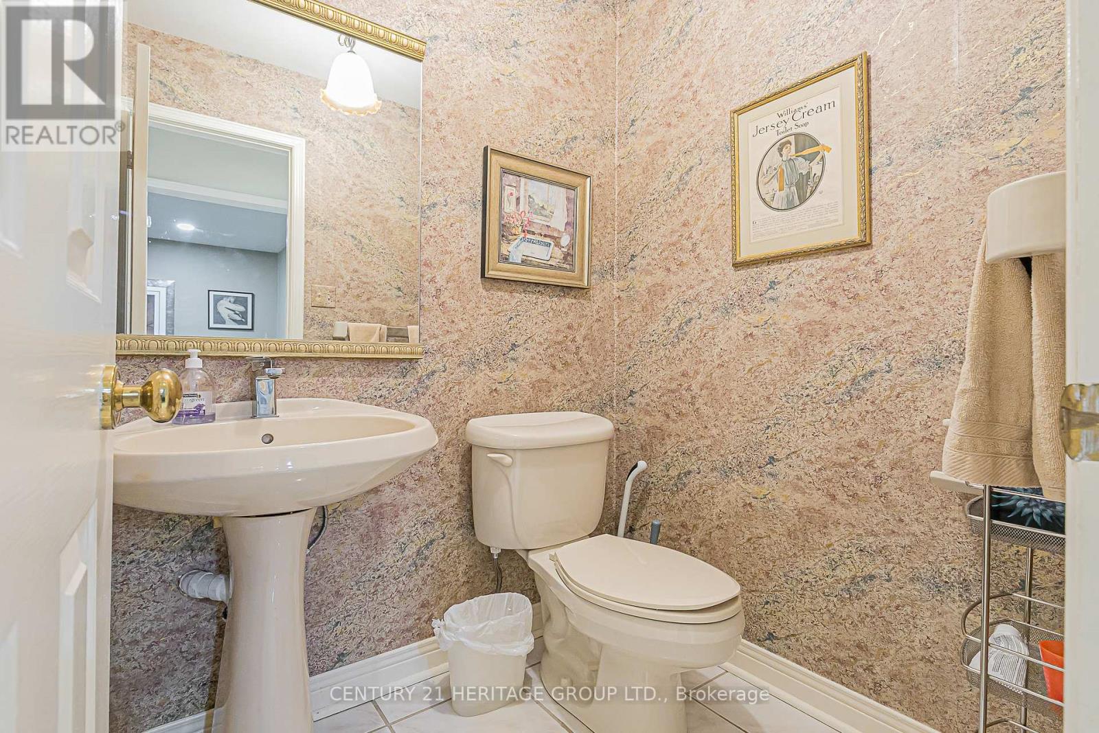 30 Rimmington Drive, Vaughan, Ontario  L4J 6J8 - Photo 9 - N12406106