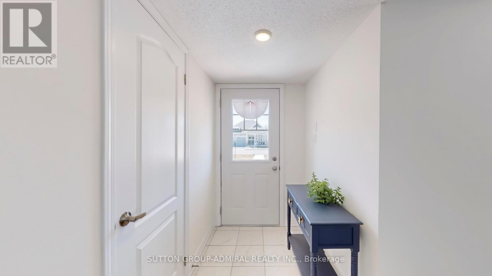 26 Abby Drive, Wasaga Beach, Ontario  L9Z 0K2 - Photo 14 - S12406027