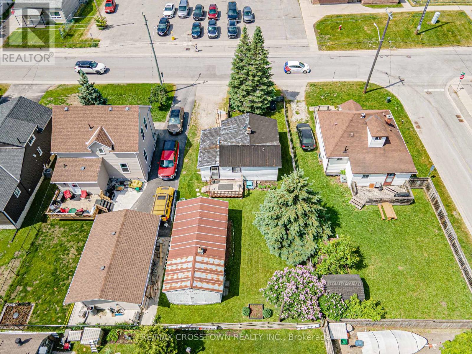 132 Dunedin Street, Orillia, Ontario  L3V 5T7 - Photo 2 - S12406088
