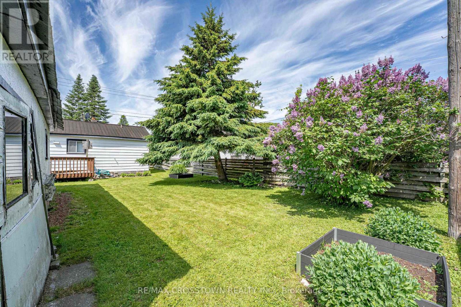 132 Dunedin Street, Orillia, Ontario  L3V 5T7 - Photo 8 - S12406088