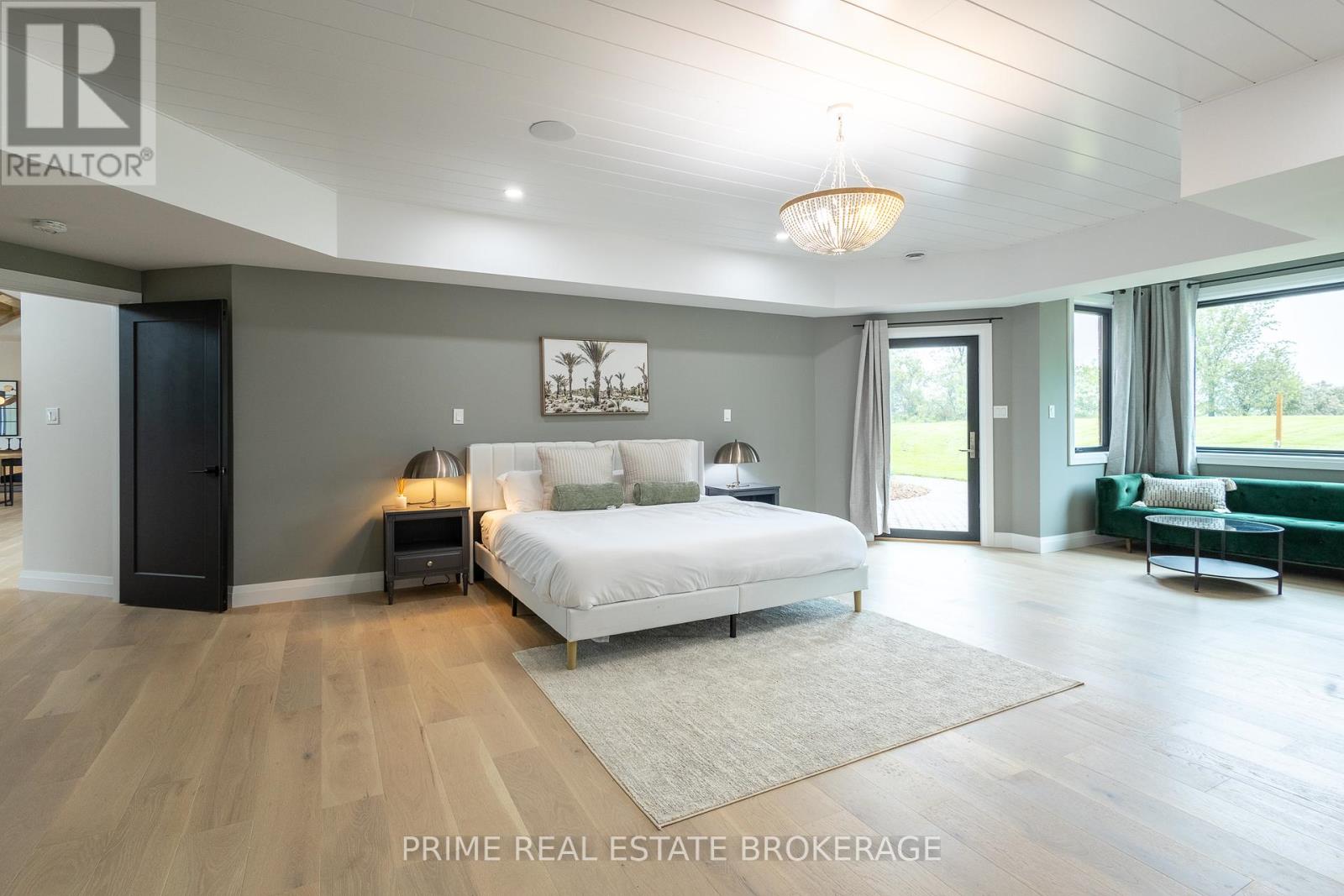 75836 London Rr 1 Road, Bluewater, Ontario  N0M 1J0 - Photo 20 - X12403394