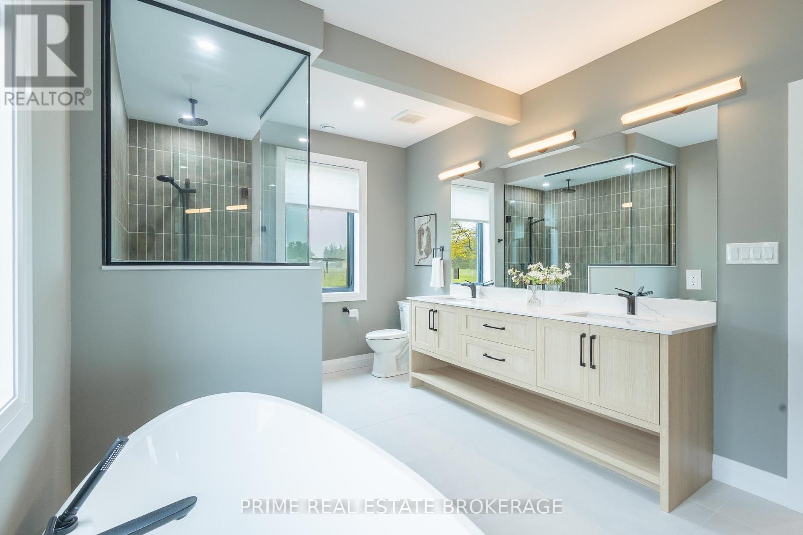 75836 London Rr 1 Road, Bluewater, Ontario  N0M 1J0 - Photo 23 - X12403394