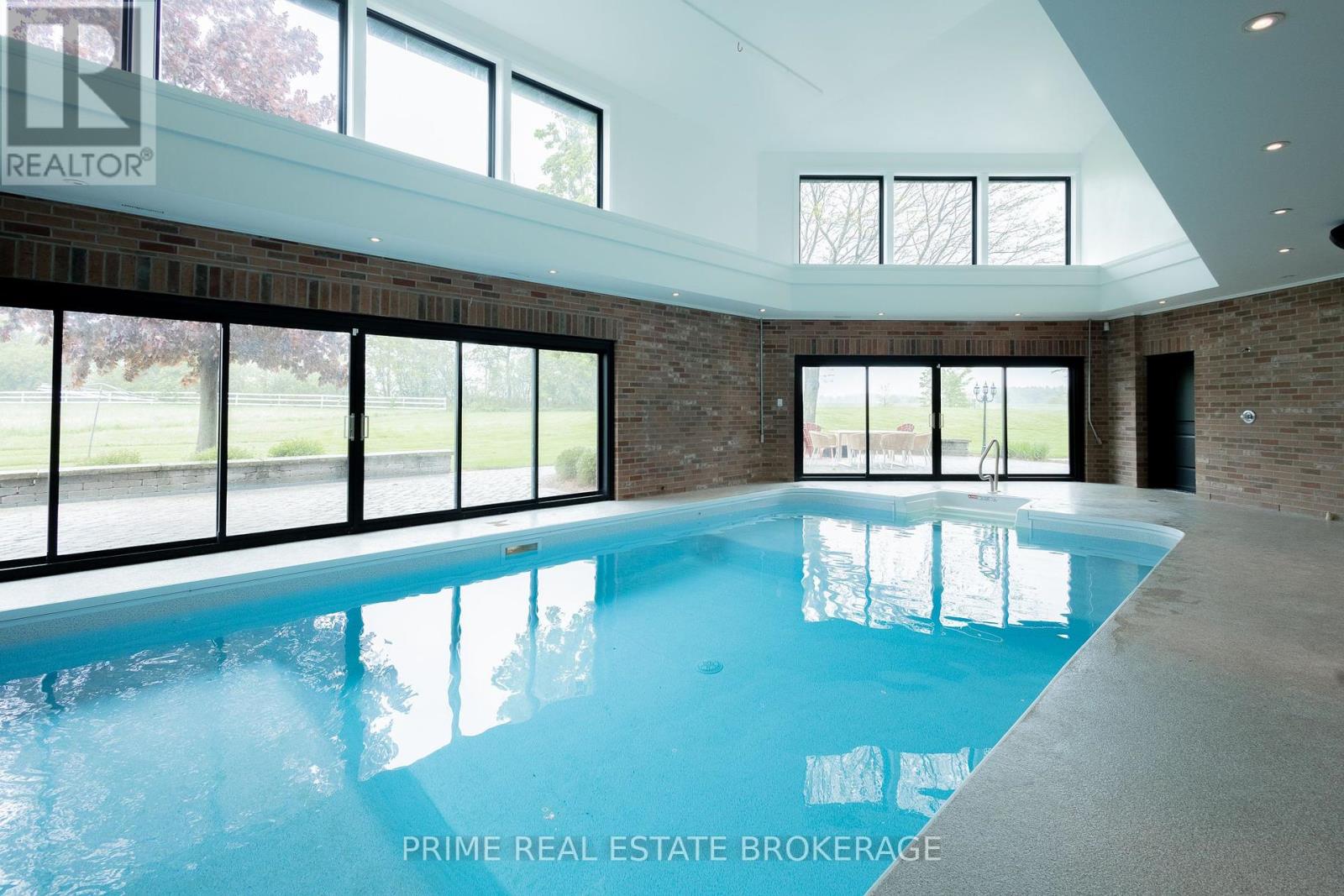 75836 London Rr 1 Road, Bluewater, Ontario  N0M 1J0 - Photo 29 - X12403394