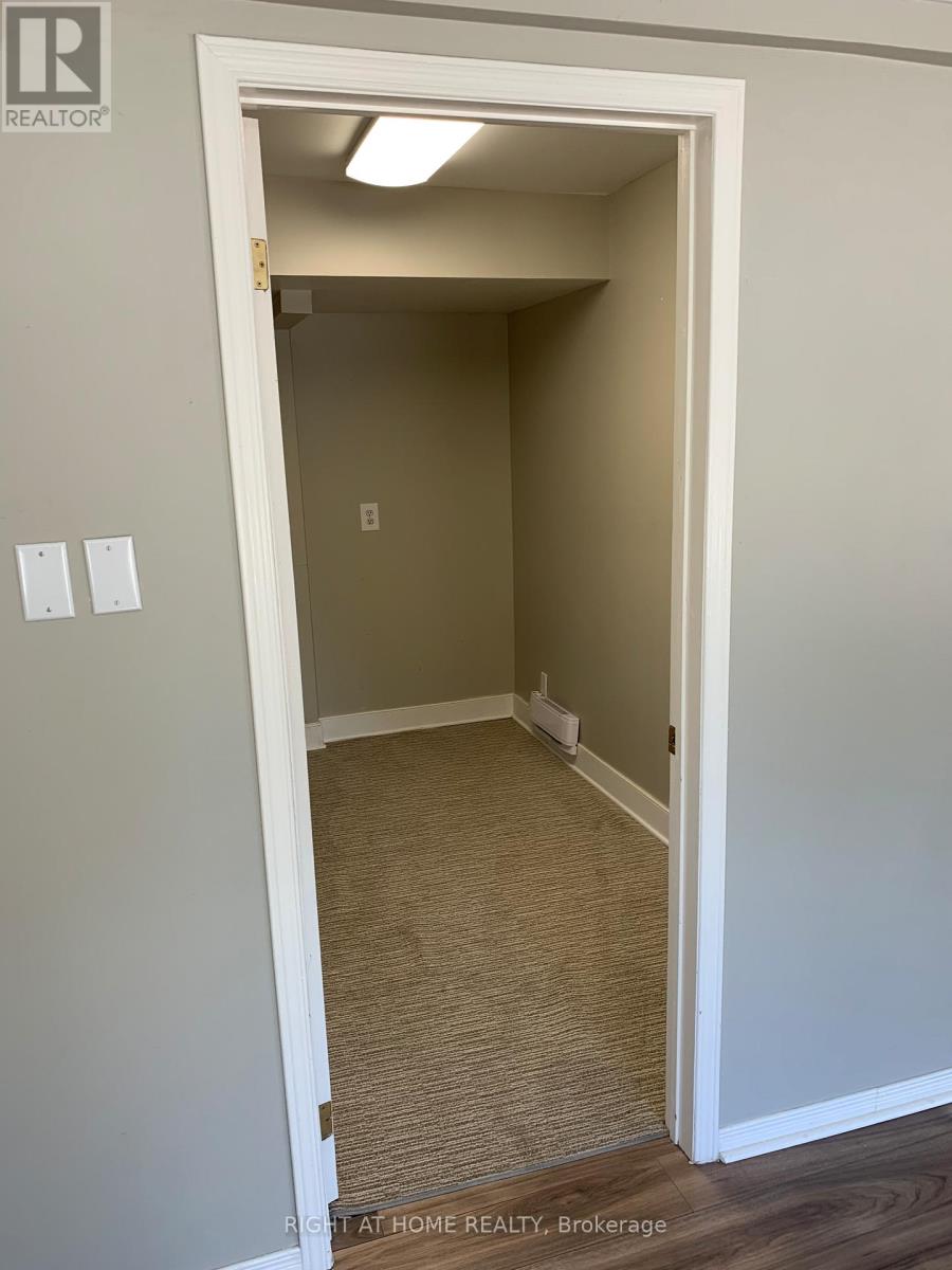 45 Pembroke Street, Whitewater Region, Ontario  K0J 1K0 - Photo 14 - X12405854