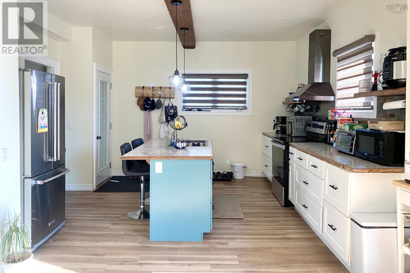 37 Morris Street, Springhill, Nova Scotia  B0M 1X0 - Photo 11 - 202517017